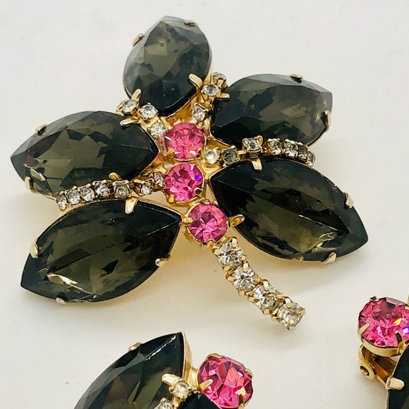 Rare Vintage Demi Parure Rhinestone Brooch Set - Picture 6 of 17